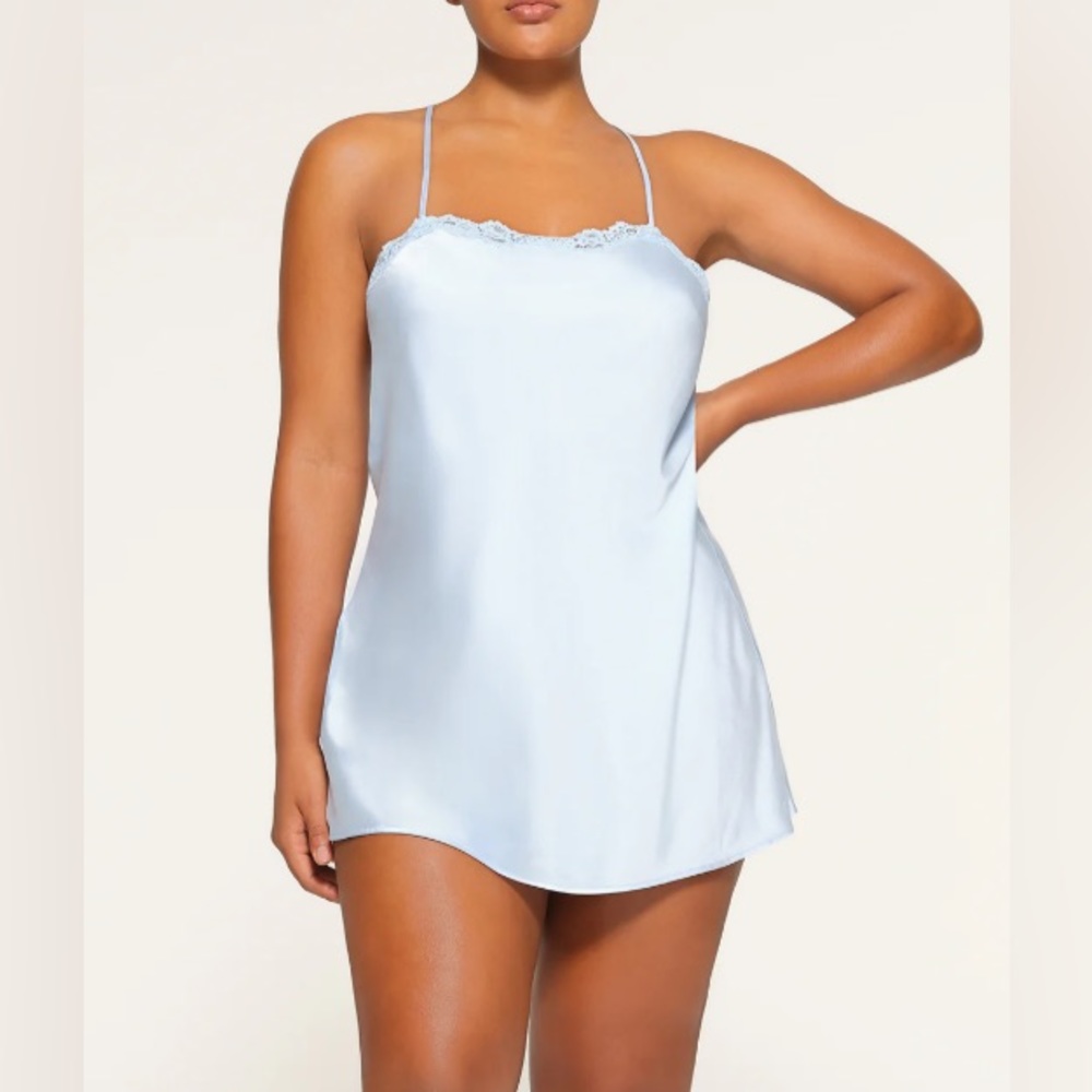 SKIMS SLIP DRESS GLACIER S